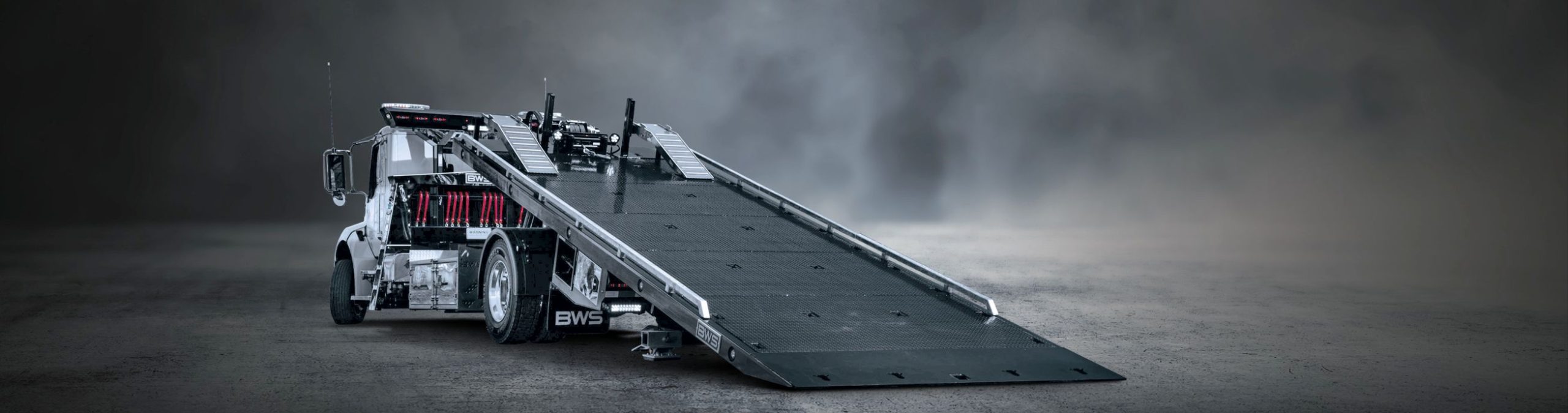 BWS 20 TDP tow deck platform medium-duty rollback truck for equipment hauling and recovery